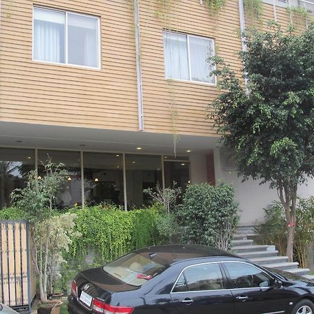 Shilton Residence Бангалор Екстериор снимка