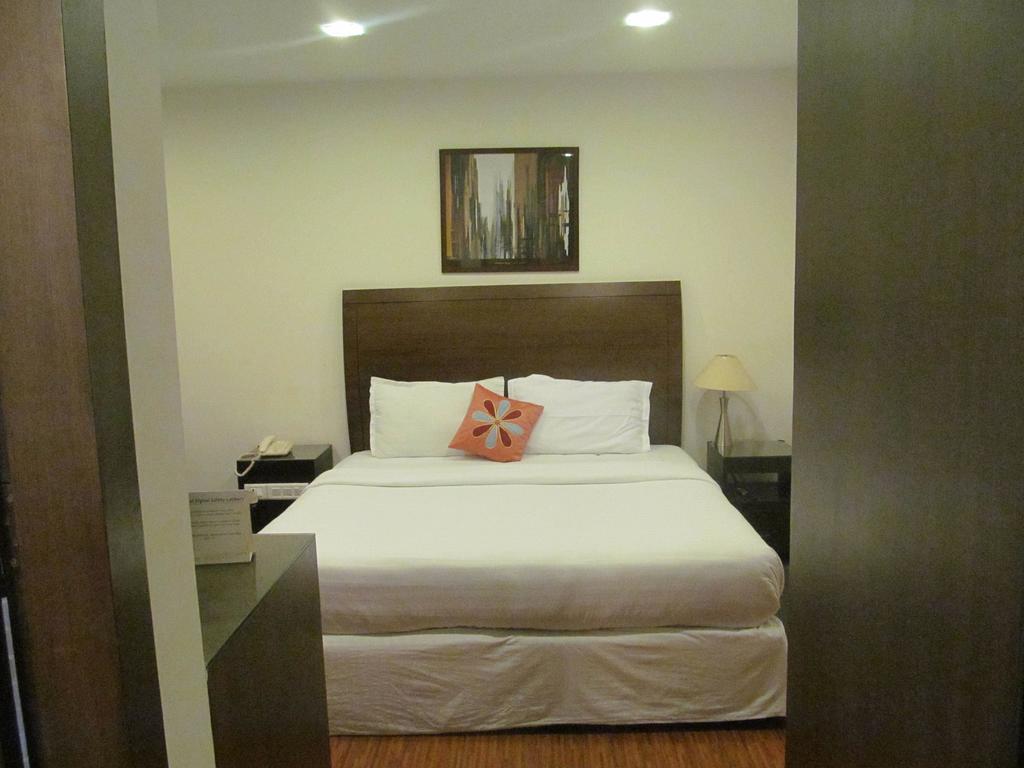 Shilton Residence Бангалор Екстериор снимка