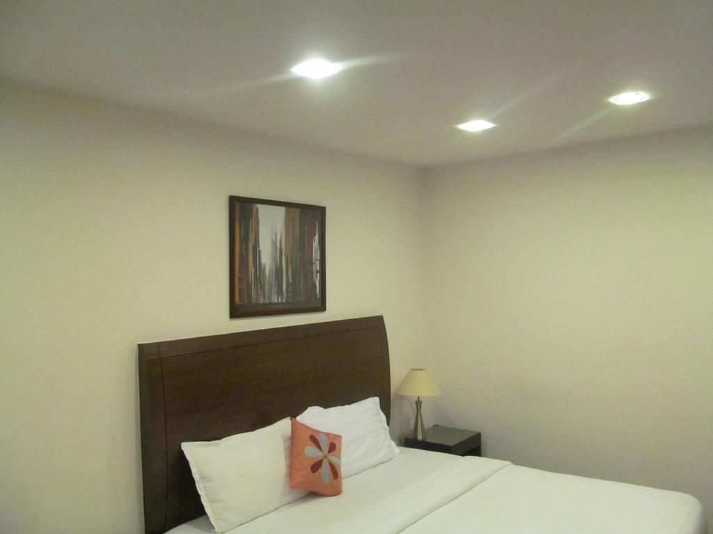 Shilton Residence Бангалор Екстериор снимка